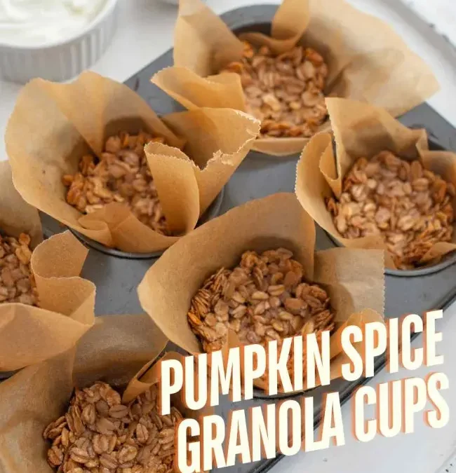 Recette halloween saine : Pumpkin spice granola cups au yaourt grec
